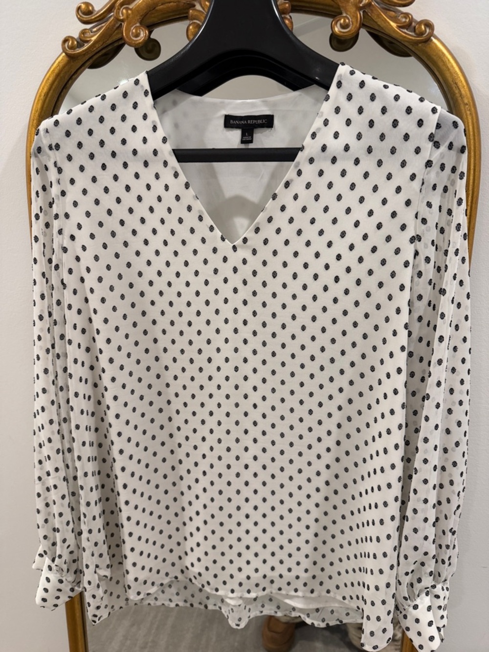Banana Republic White Polka Dot V-Neck Blouse